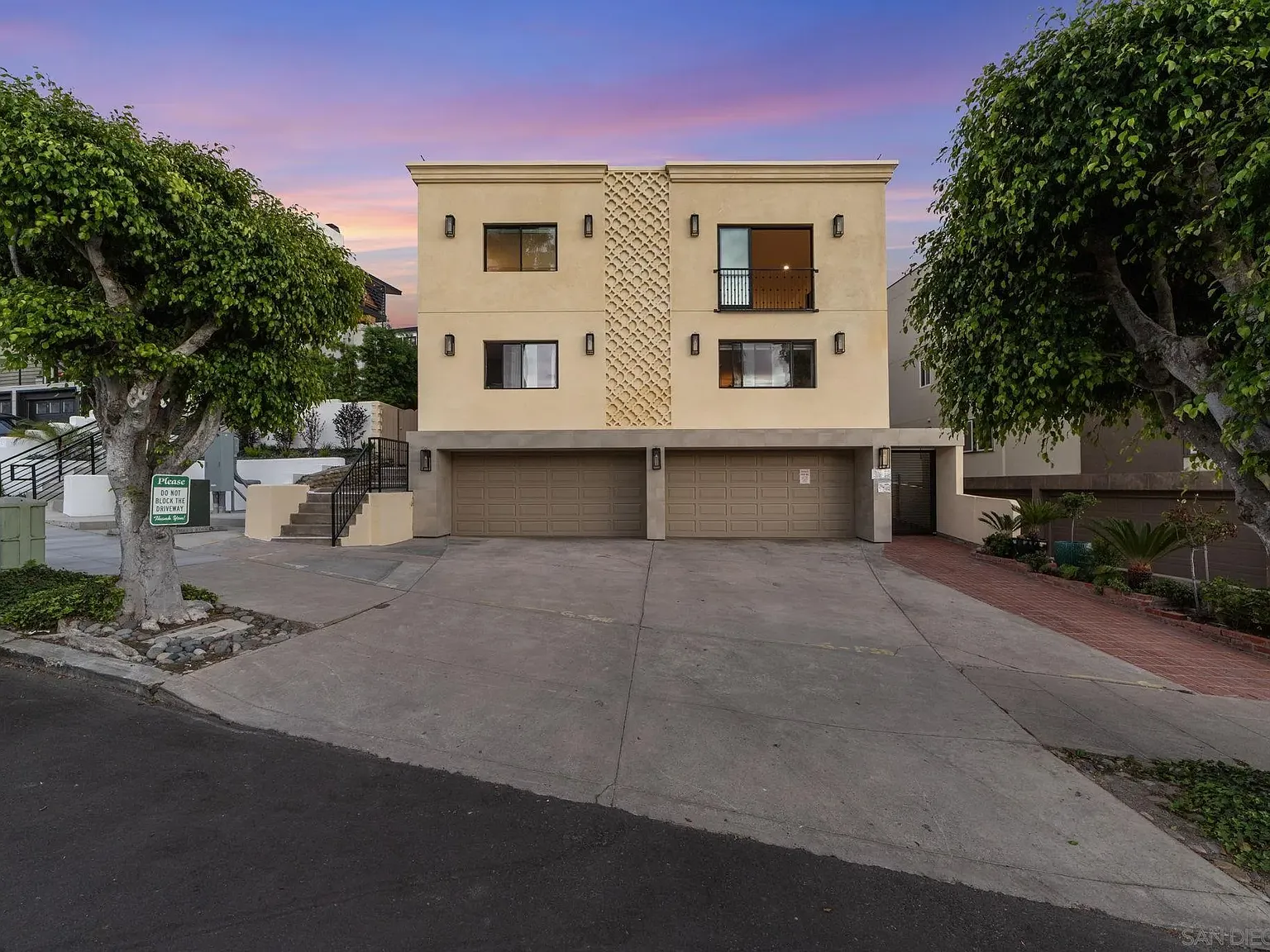 2 bed, 2.0 bath, 1190 sqft, $6,000 — Photo 4