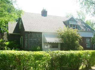 1 Treehaven Rd, Buffalo, NY 14215