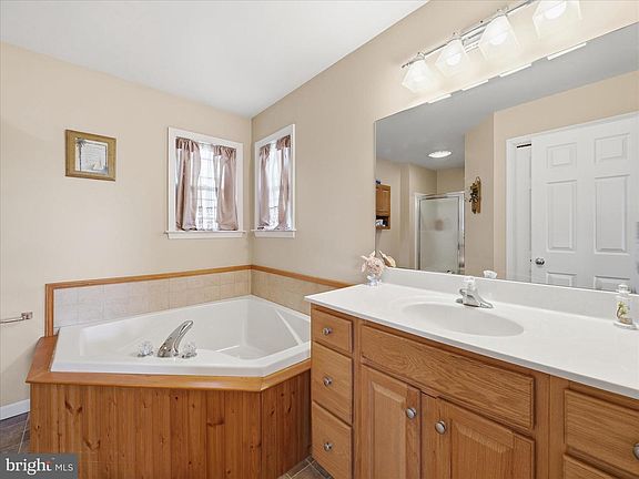 30th image of this home