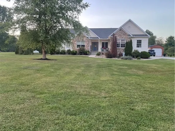 10441 Gilbert Rd, Newton Falls, OH 44444