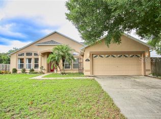 355 Pebble Ct, Minneola, FL 34715