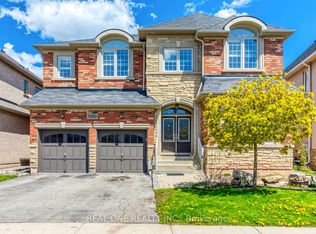 1280 Kestell Blvd, Oakville, ON L6H 0B3