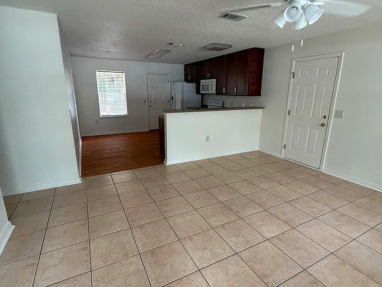 5553 Berryhill Rd — Photo 4