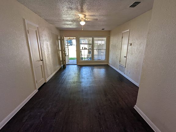 4th image of 1106 Williamson Dr #A