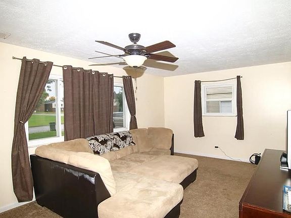 5th image of 4122 Redfern Dr