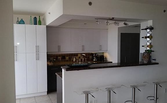 3rd image of 2000 Island Blvd APT 1208