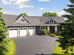 369A Milwaukee Rd, Hudson, WI 54016