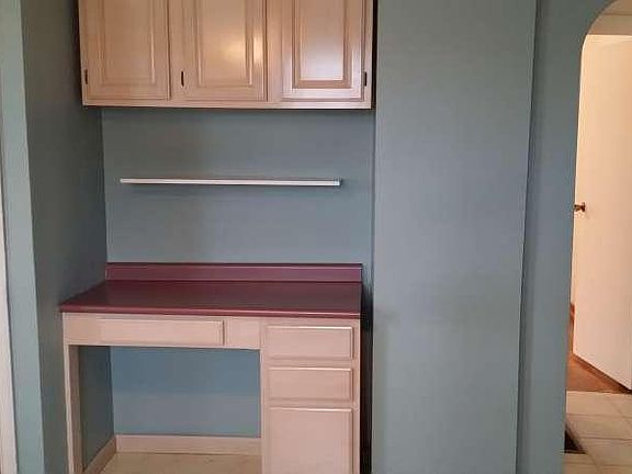 4th image of 1630 Evanston Ave