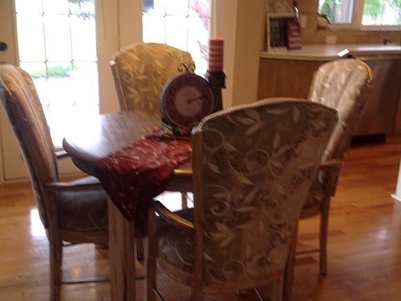 Kitchen, walk out to patio