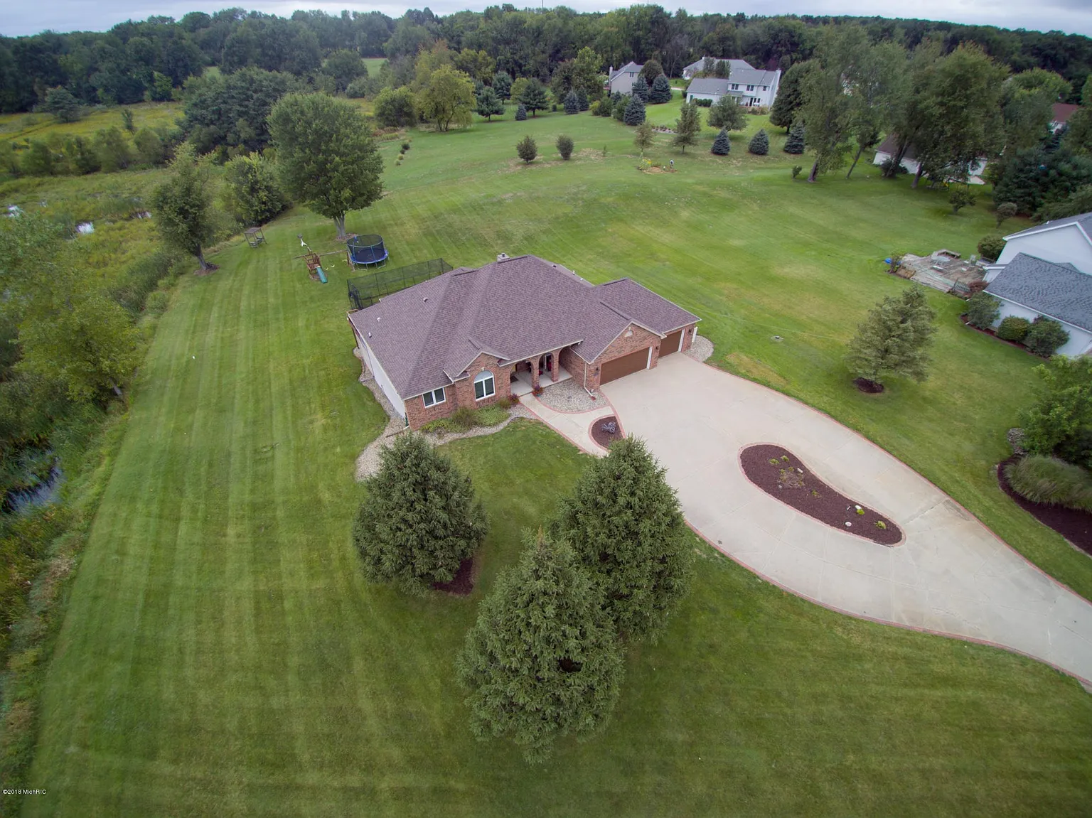 22 Castlereigh Ct photo 1