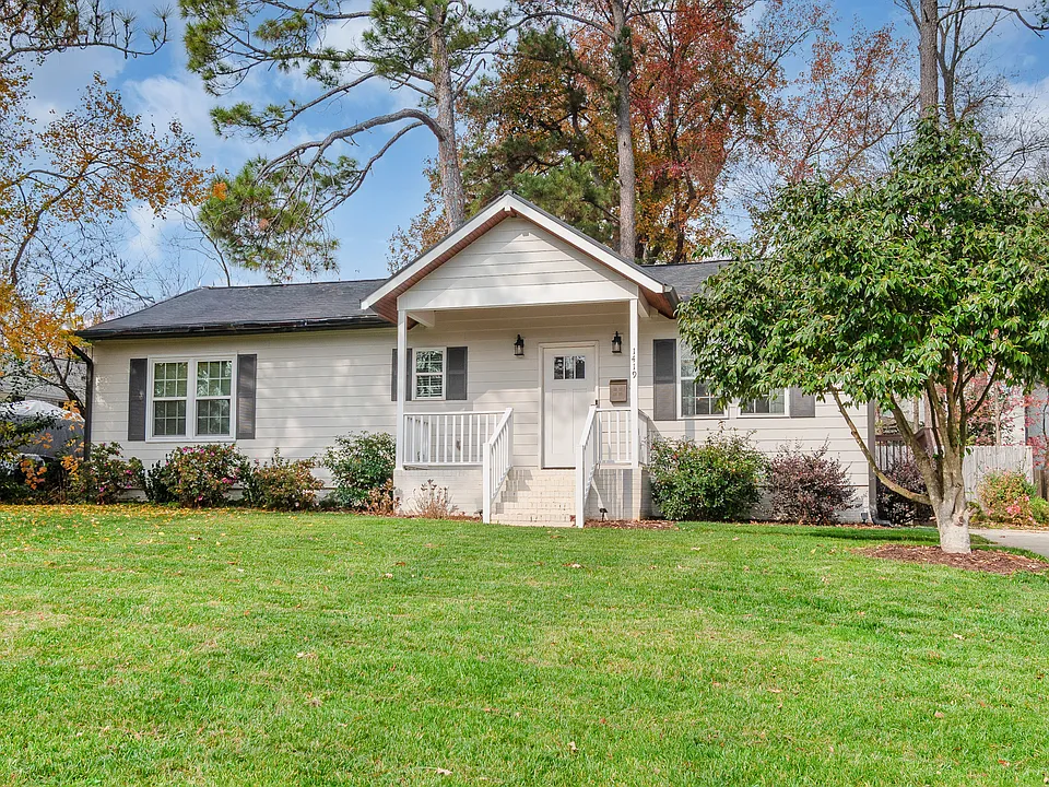 1419 Cortland Rd