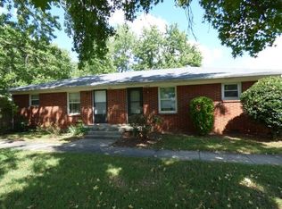1005 Sloan St, Murfreesboro, TN 37130