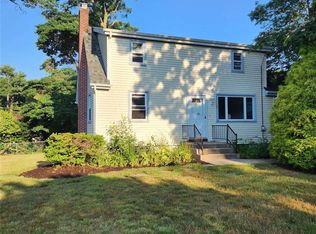 24 Washington Ave, Sound Beach, NY 11789