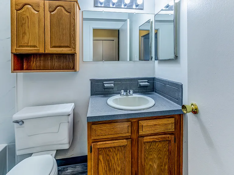 Sterling Troy Apartments — Photo 31