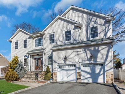 30 Park Dr, Kenilworth, NJ, 07033
