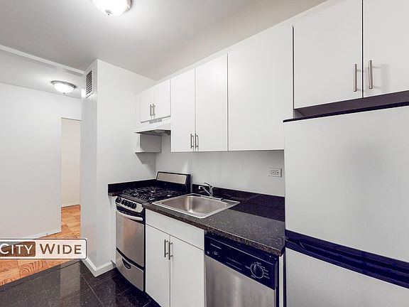 2nd image of 240 E 82nd St APT 11G