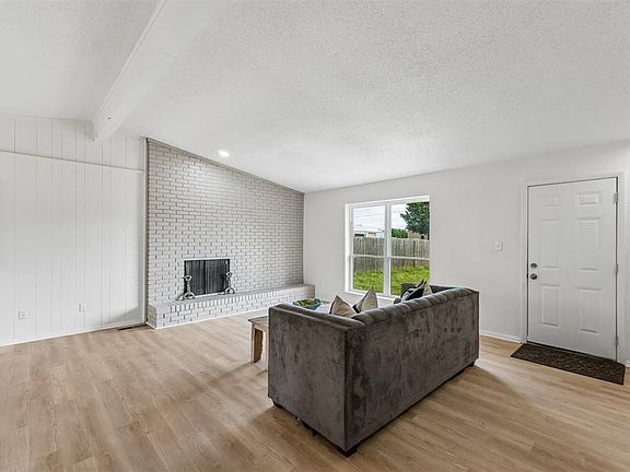 3rd image of 6736 Cherry Pl