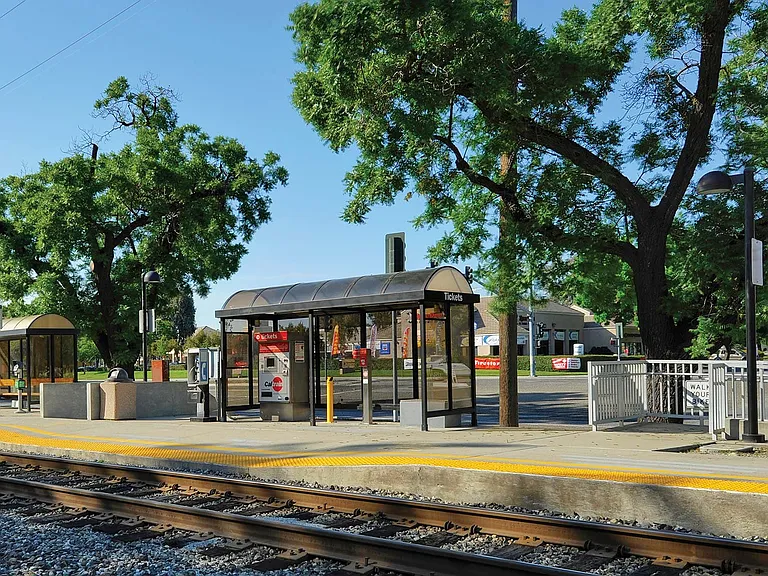 Easy commute with access to Caltrain station