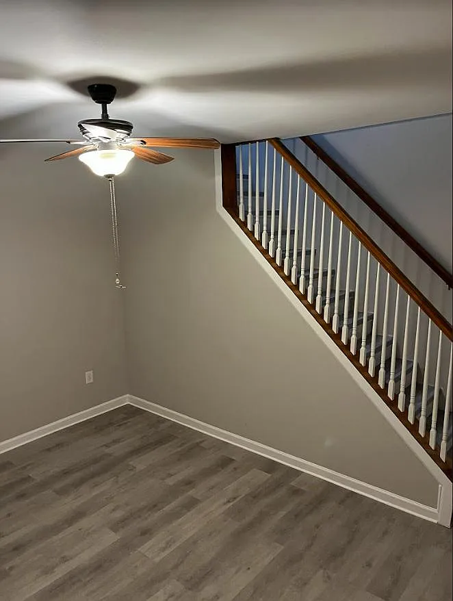 2 bed, 1000 sqft, $1,900 — Photo 2