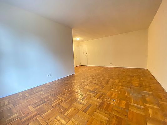 5th image of 3815 Bowne St APT 1E