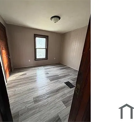 1120 Starr Ave — Photo 13