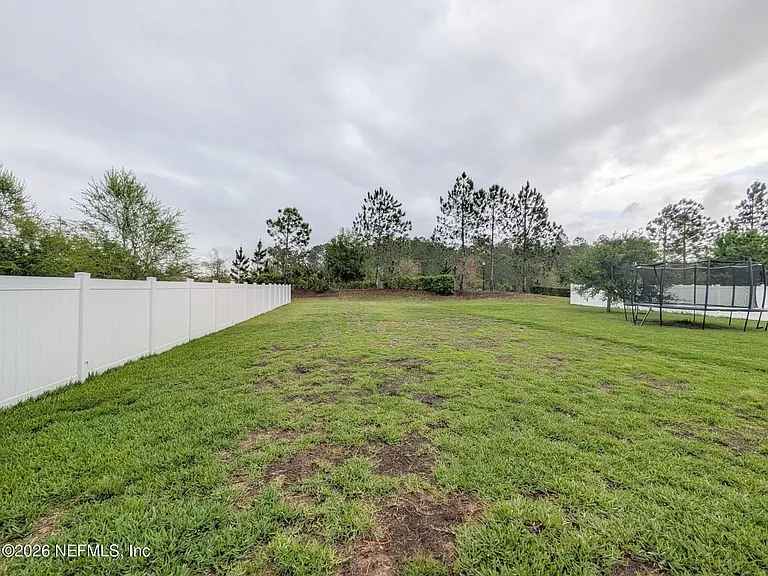 95 Silver Creek Place St — Photo 14