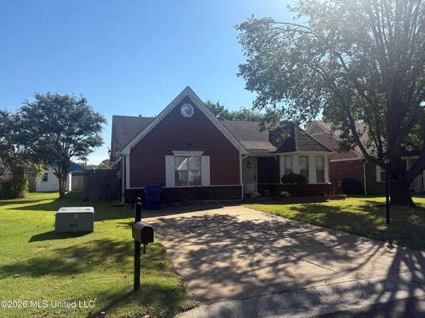 7056 Tudor Ln, Horn Lake, MS 38637