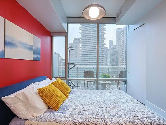 5th image of 39 Queens Quay E Unit 1036
