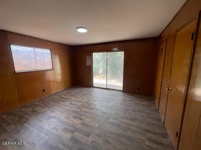 3031 Van Buren Ave — Photo 10