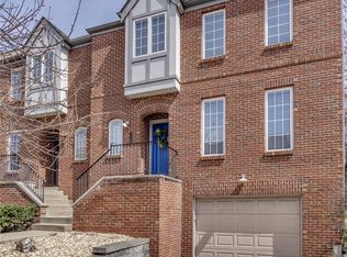 2112 Dogtown Walk, Saint Louis, MO 63139