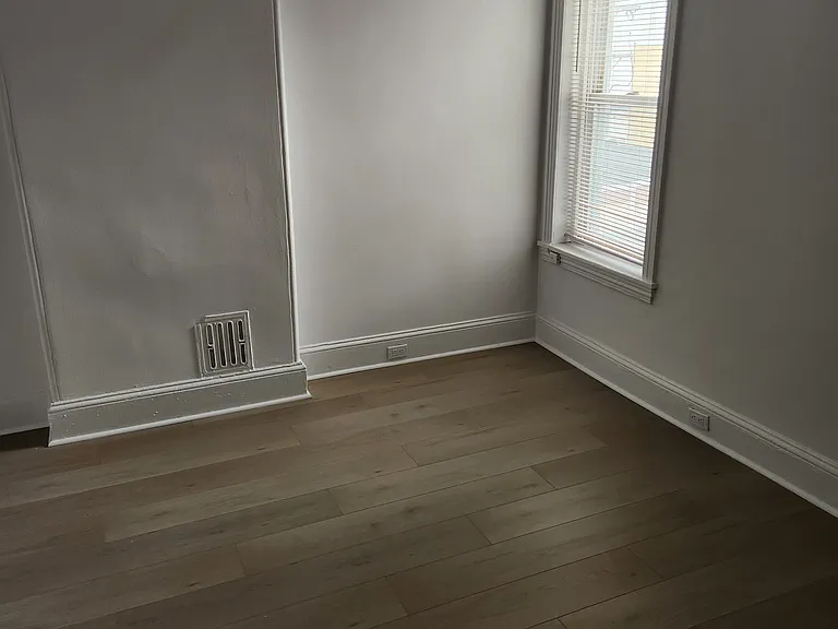 623 S 19th St #3F — Photo 7