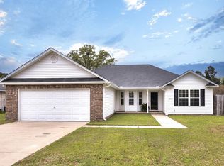 2601 Moonlite Dr, Sumter, SC 29153
