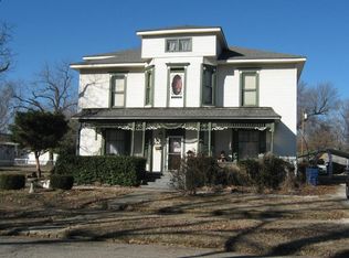417 N Thompson St, Vinita, OK 74301