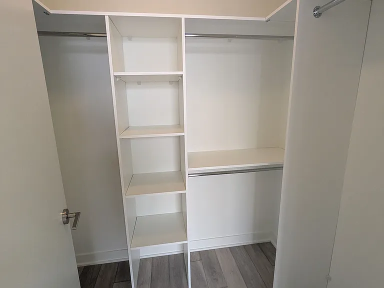 11 Yorkville Ave #5601 — Photo 10