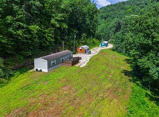 450 Shrilda Ln, Jackson, KY 41339