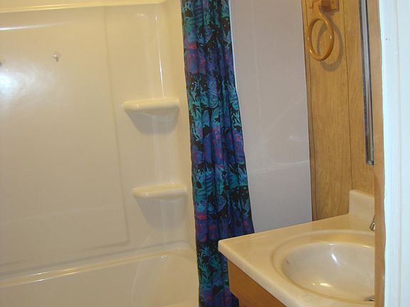 5th image of 116 W Mount Vernon St Unit 1