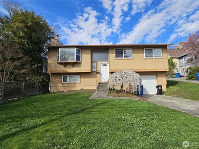 2908 S Lane Street, Seattle, WA, 98144