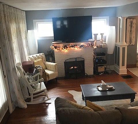 Living Room contains Gas Fireplace