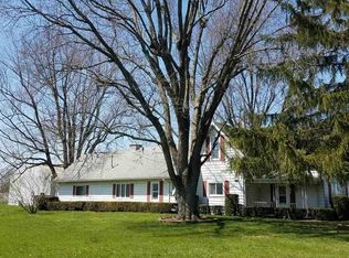 105 N Jackson St, Gaston, IN 47342