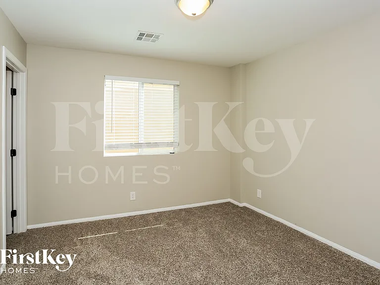 4527 Amberley Ridge Ave — Photo 11
