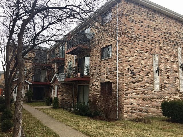 1st image of 5768 W Higgins Ave