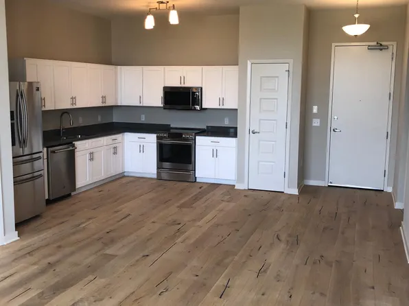 3002 Hardy St #205, Hattiesburg, MS 39401