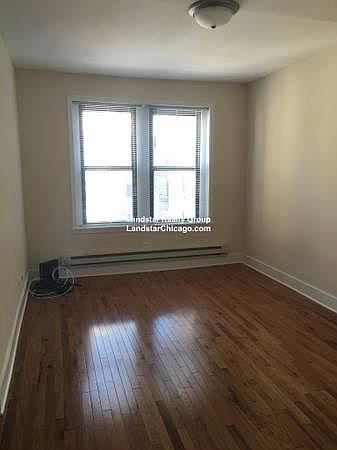 1st image of 1023 W Argyle St APT 304