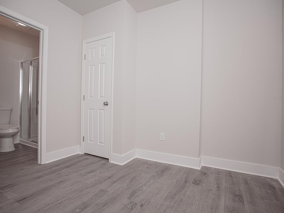 1st image of 5357 Grays Ave #9009