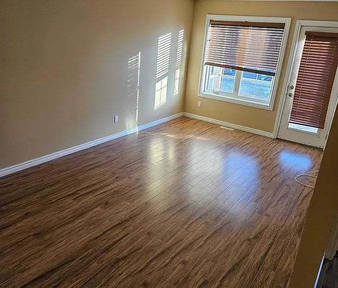 2160 McIntyre St #4 — Photo 6