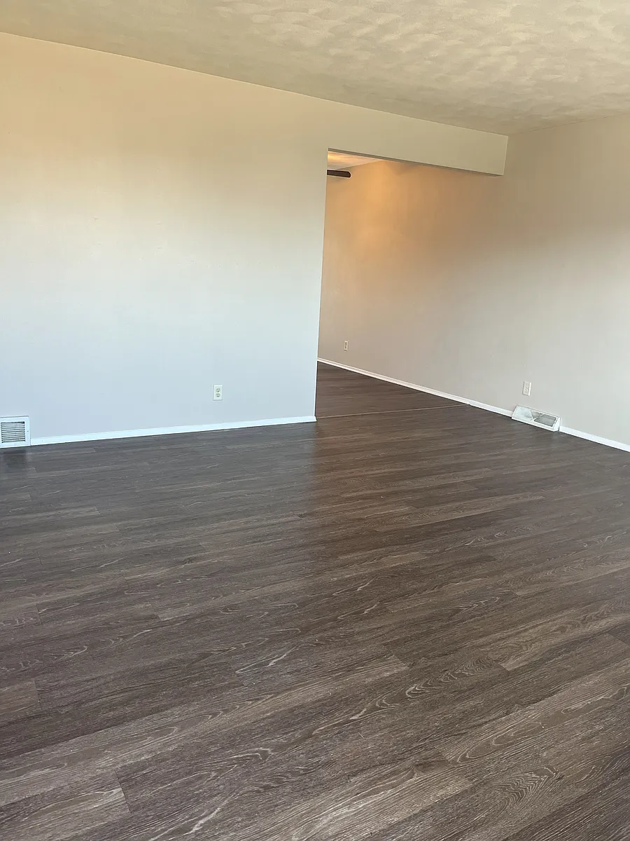 Building Photo - 2638 N Clark St #2