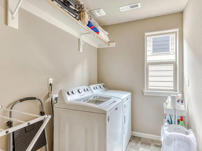 9088 SW West Haven Dr — Photo 37
