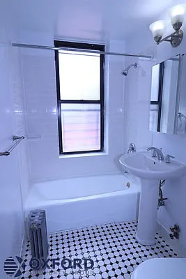 Rented by Oxford Property Group | media 7