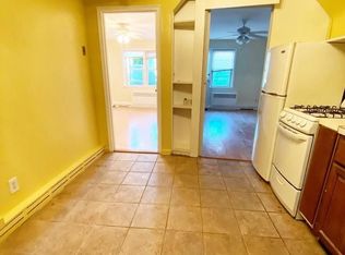 1827 21st Dr, Astoria, NY 11105