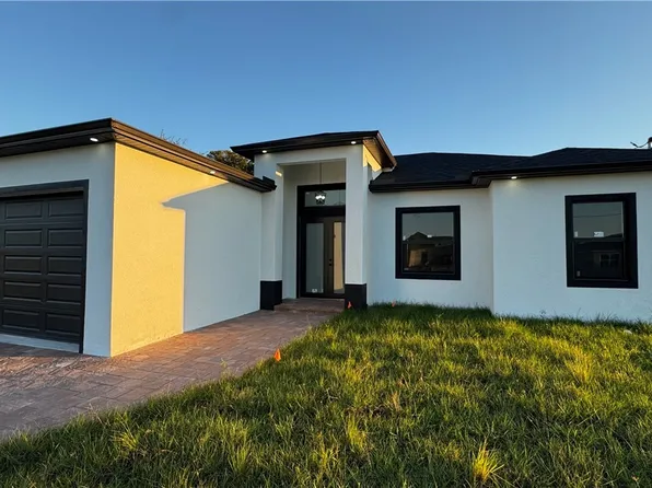 3801 3rd St SW, Lehigh Acres, FL 33976